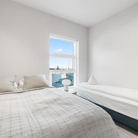 Harbour Lux 3Br & 2Ba In The Heart Of The City With Free Parking レイキャヴィーク エクステリア 写真