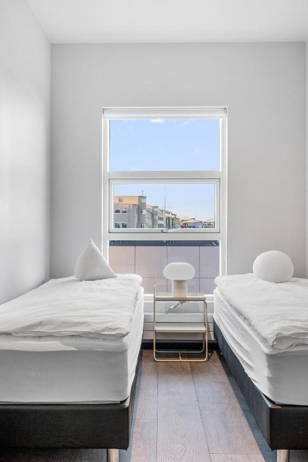 Harbour Lux 3Br & 2Ba In The Heart Of The City With Free Parking レイキャヴィーク エクステリア 写真